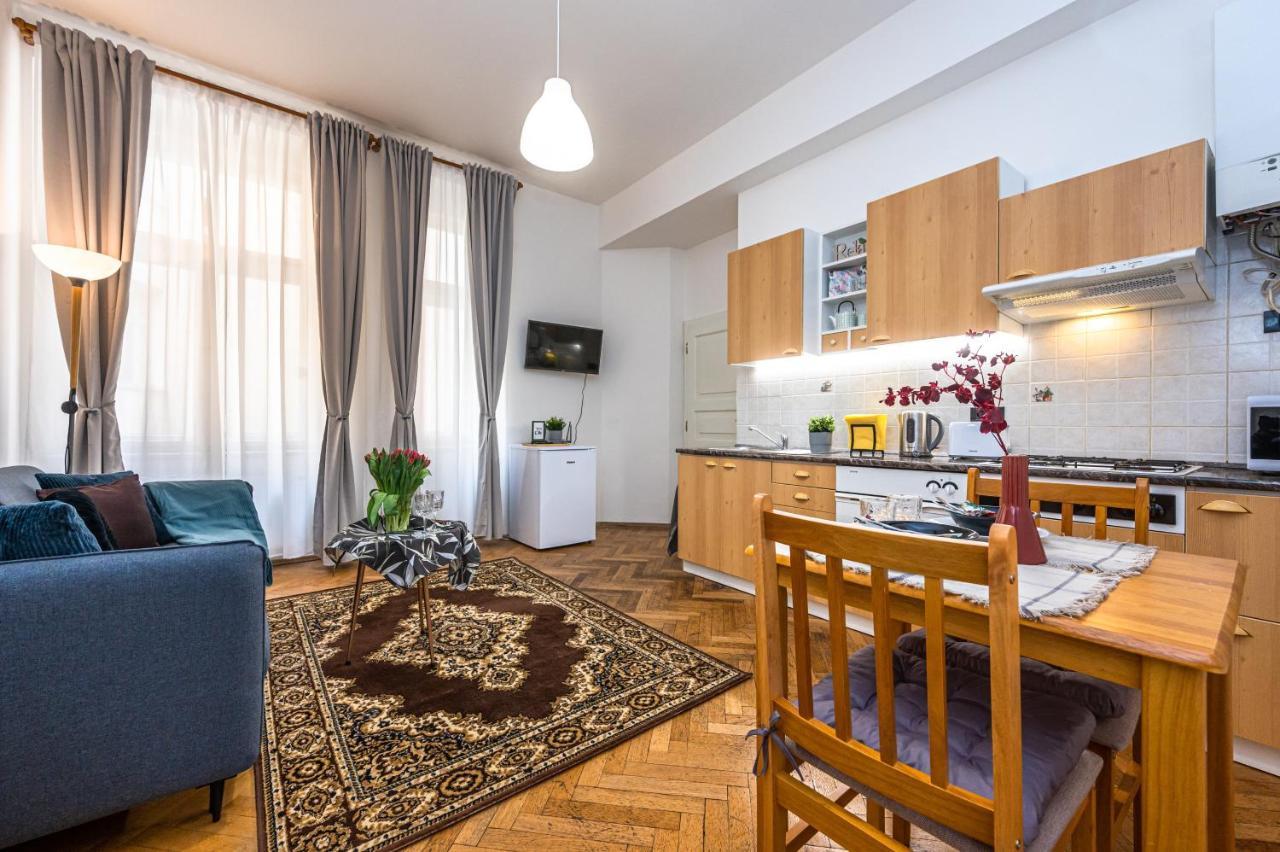 Tynska Ulicka Apartment Praga Zewnętrze zdjęcie